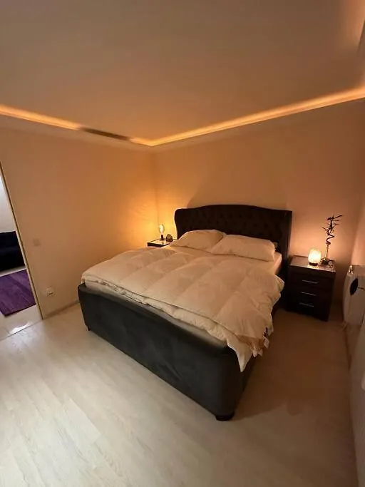 No Apartment Bécs 0*,